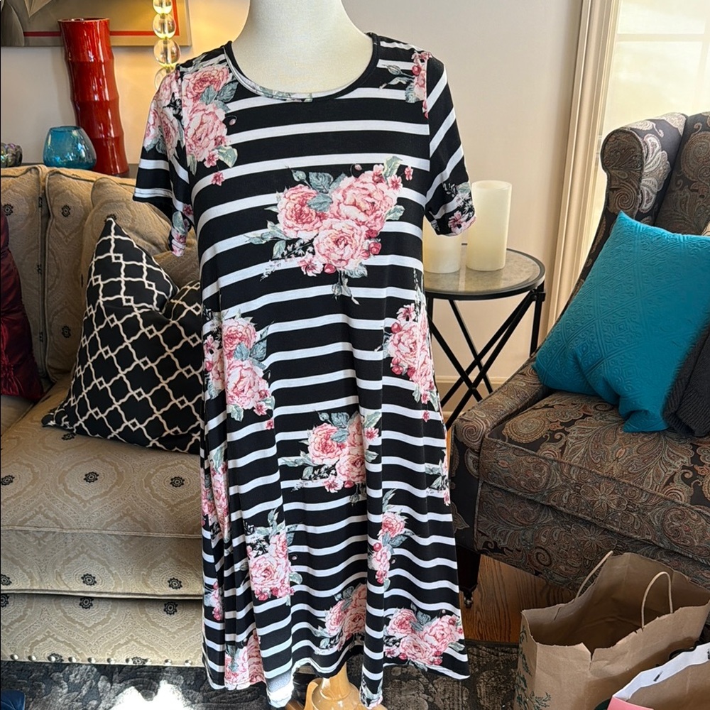 Floral Striped Short Sleeve Dress